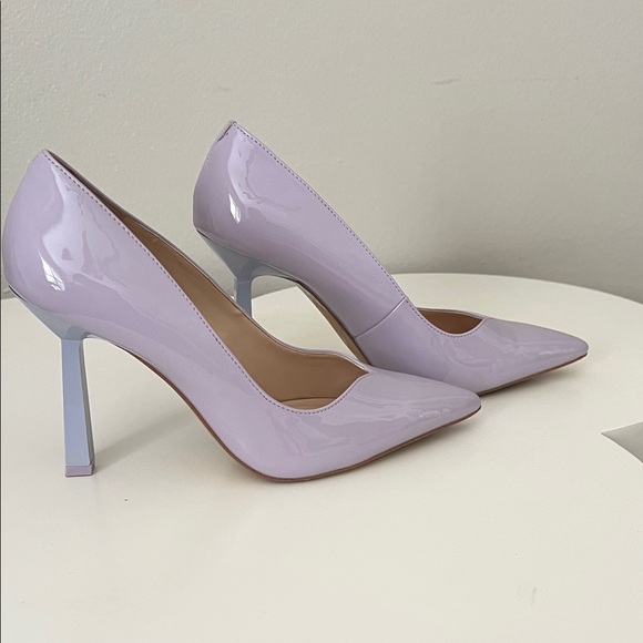 Jennifer Lopez Light Purple Patent Heels - Picture 1 of 12